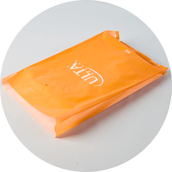 Side gusset bag